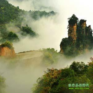 【喜樂拼團(tuán)線路】張家界、寶峰湖、天門山、天子山、猛洞河漂流三晚四日游